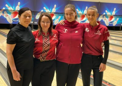 Top 4 Sievietes