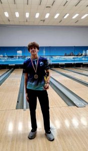 Jauniešu Boulinga Tūre A grupas uzvarētājs - Arsēnijs Hudjakovs