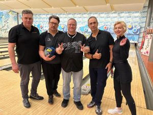 Joe Slowinski nometnes dalībnieki