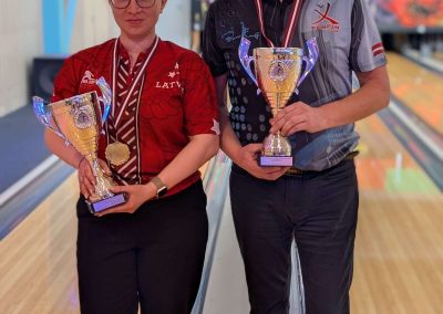 Uzvarētāji - Andis Dārziņš un Jeļena Dolgova